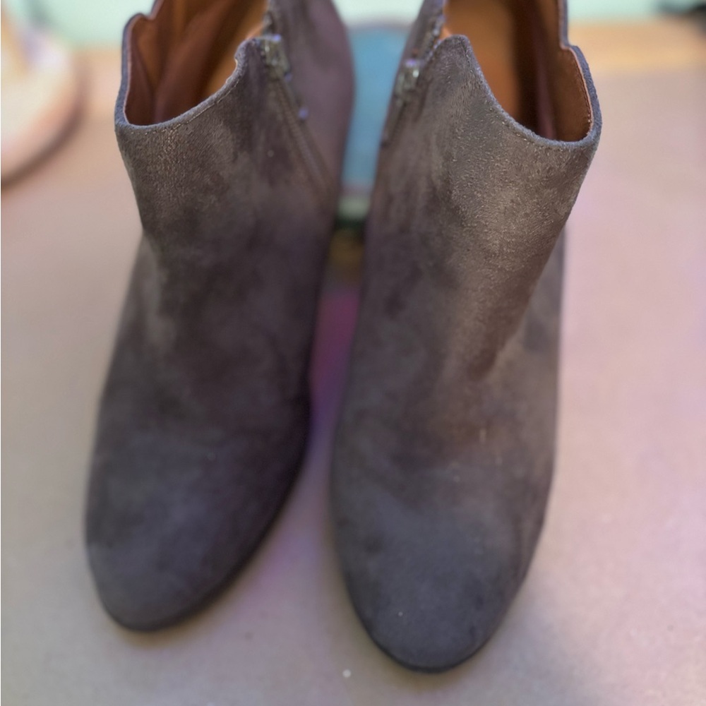 Suede Boots. Great Deal!